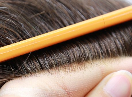 A Guide to Choosing the Best Comfortable Men's Toupee for 2025